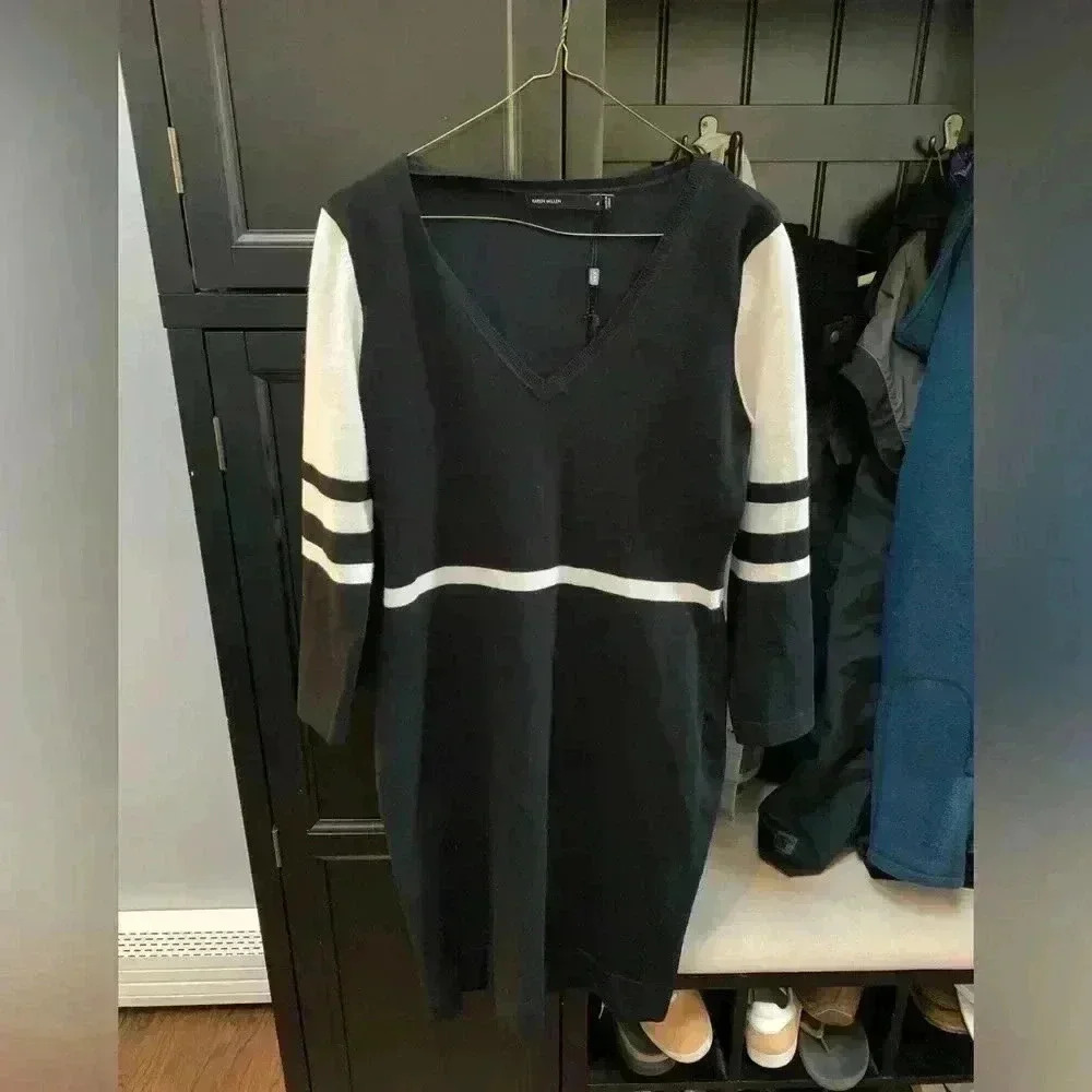 Karen Mullen NWT Dress size 4